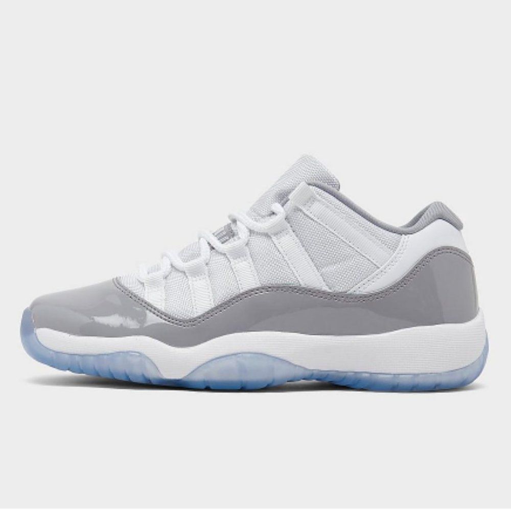 BIG KIDS' AIR JORDAN RETRO 11 LOW BASKETBALL SHOES - size 6Y
